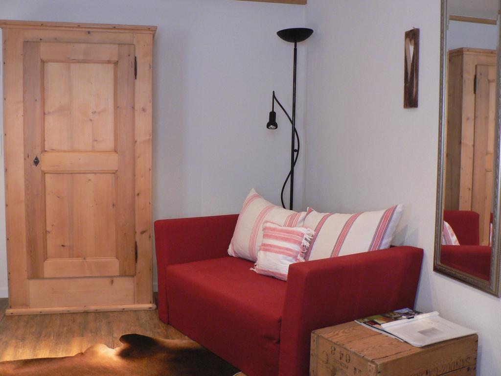 B3 Boutique-Bed&Breakfast&Apartment Gsteigwiler Extérieur photo