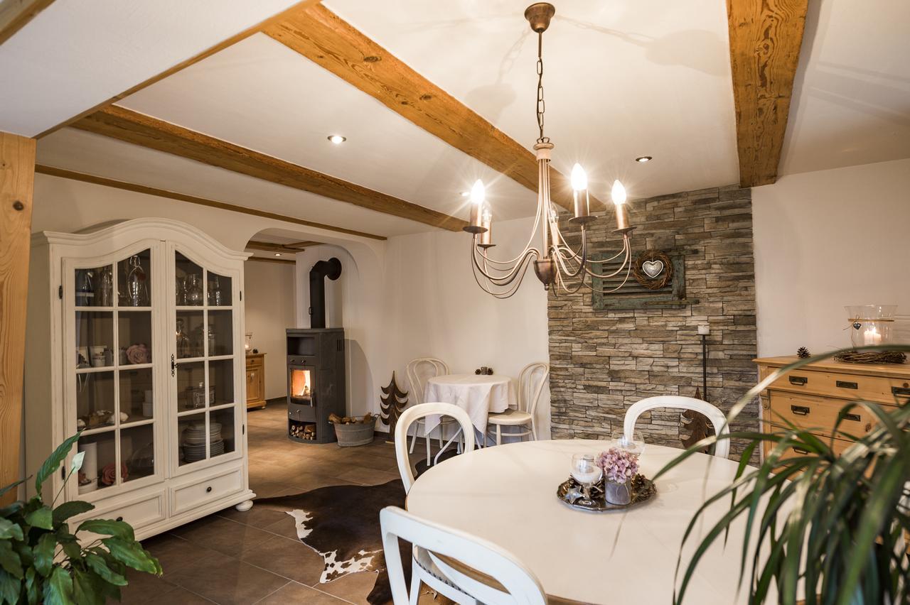 B3 Boutique-Bed&Breakfast&Apartment Gsteigwiler Extérieur photo