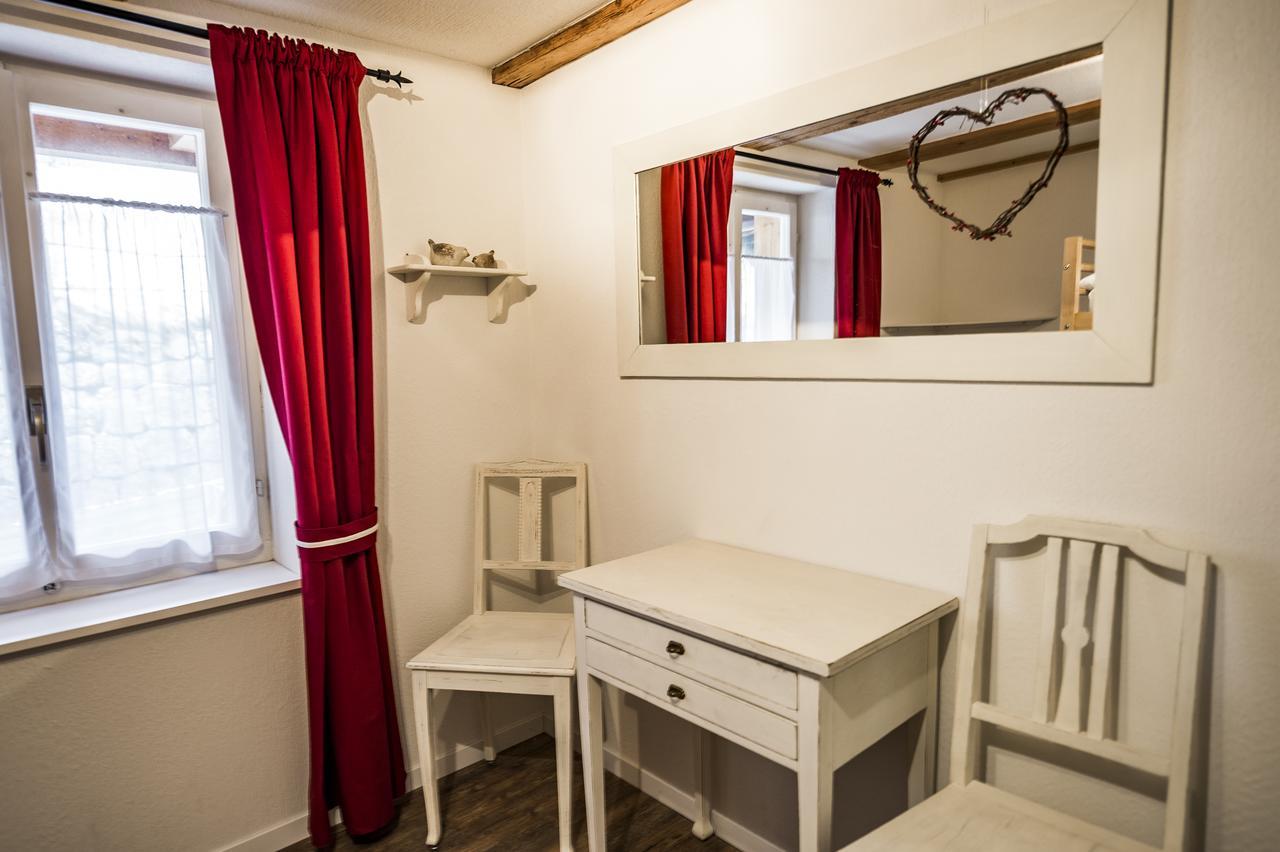 B3 Boutique-Bed&Breakfast&Apartment Gsteigwiler Extérieur photo